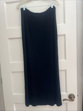 Josephine Chaus Black Maxi Skirt - Sleek Straight Silhouette